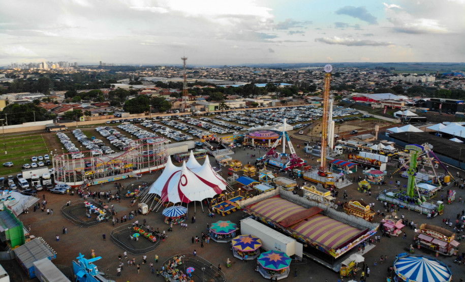Calendário turístico Abril 008