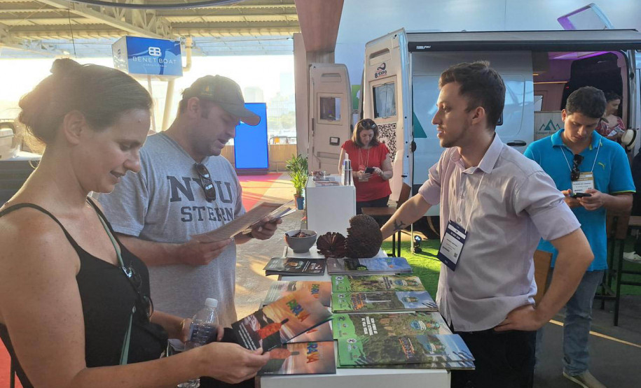 Calendário turístico Abril 0014