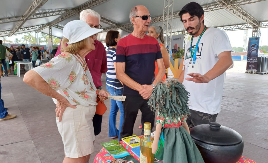 Paraná recebeu 426 mil turistas 007