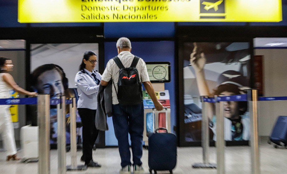 Paraná recebeu 104 mil turistas estrangeiros em abril 003