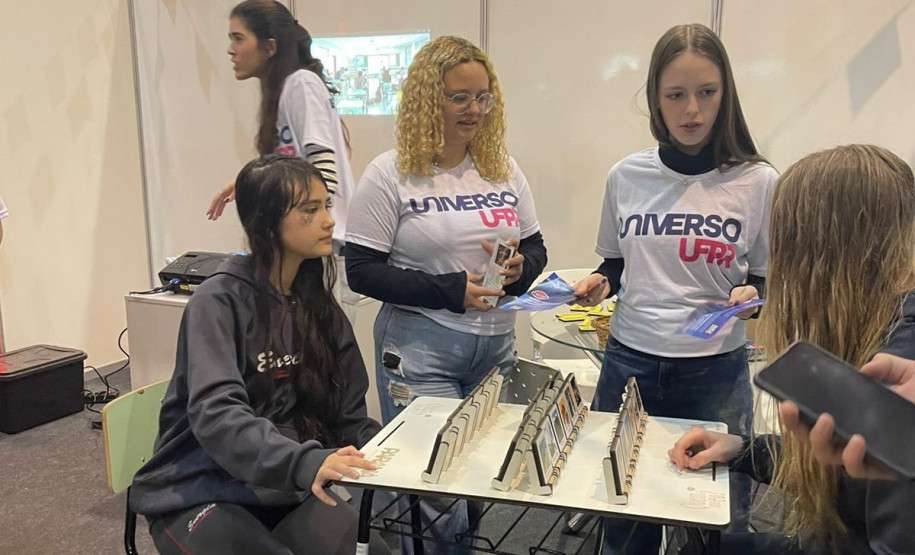 Com jogos didáticos 004