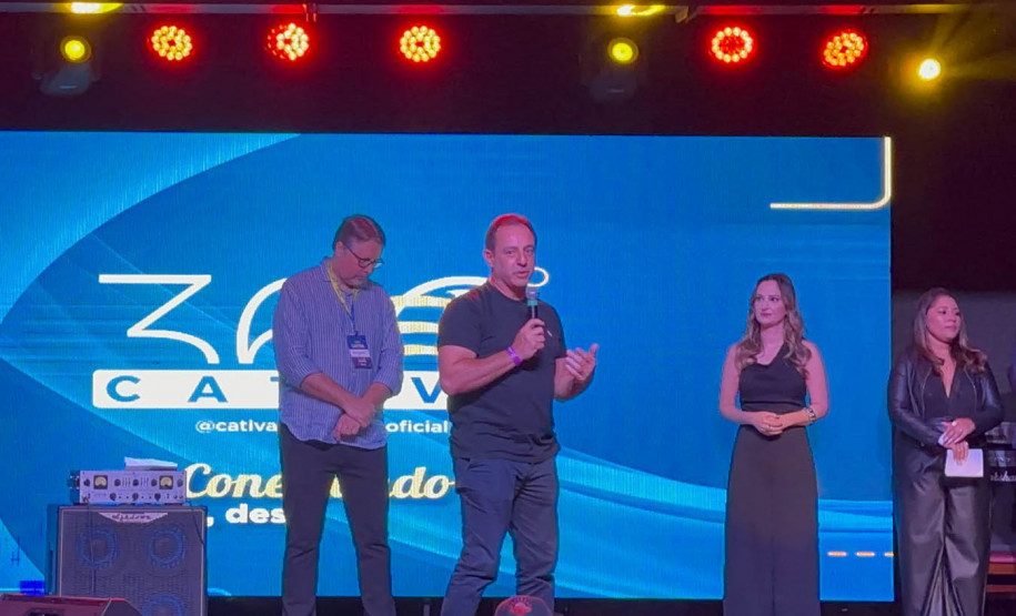 Viaje Paraná capacita 450 agentes 005