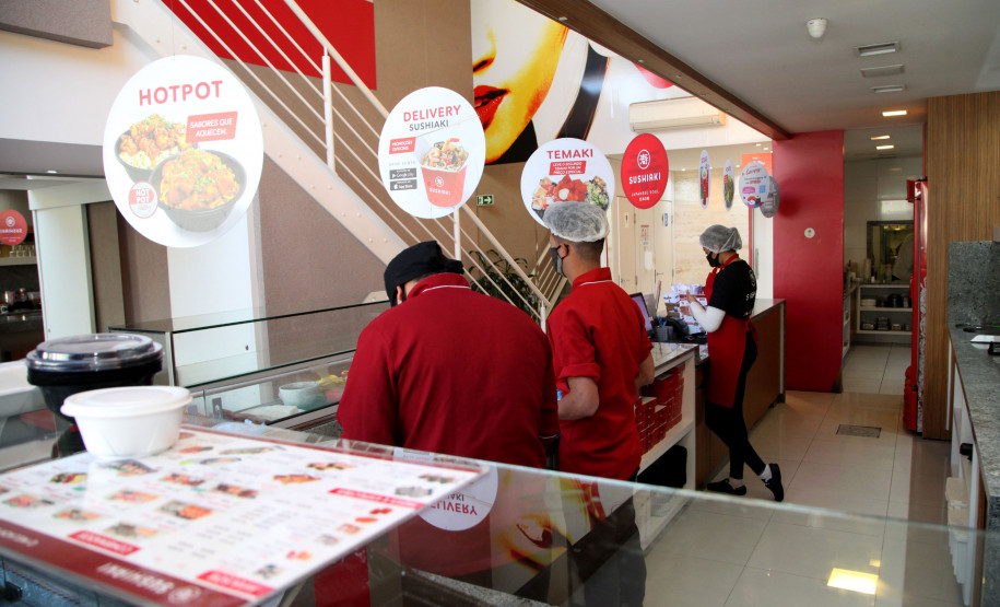 Serviços e turismo 001