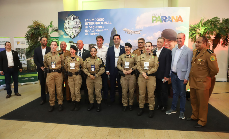 Encontro no Paraná reúne representantes de 17 países para tratar de segurança ao turista