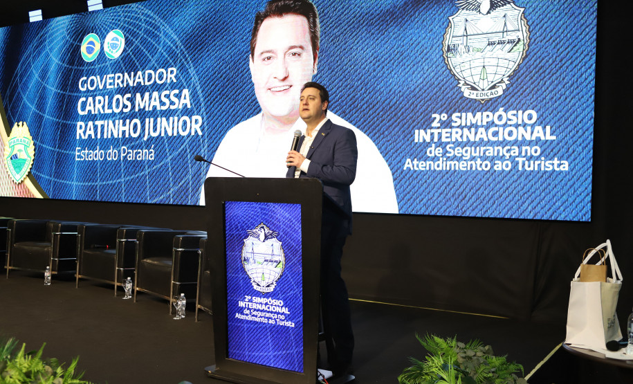 Encontro no Paraná reúne representantes de 17 países para tratar de segurança ao turista