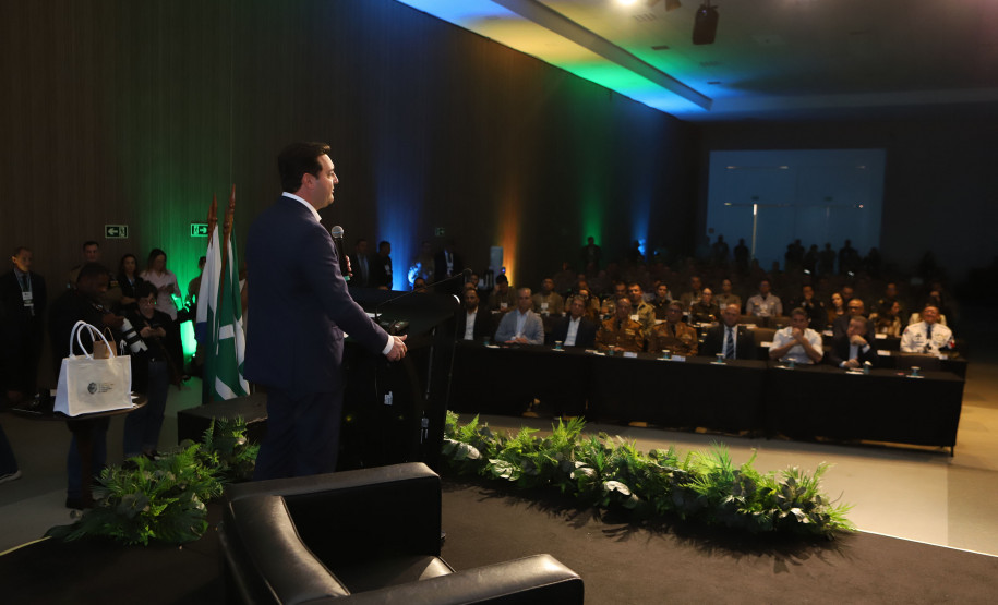 Encontro no Paraná reúne representantes de 17 países para tratar de segurança ao turista