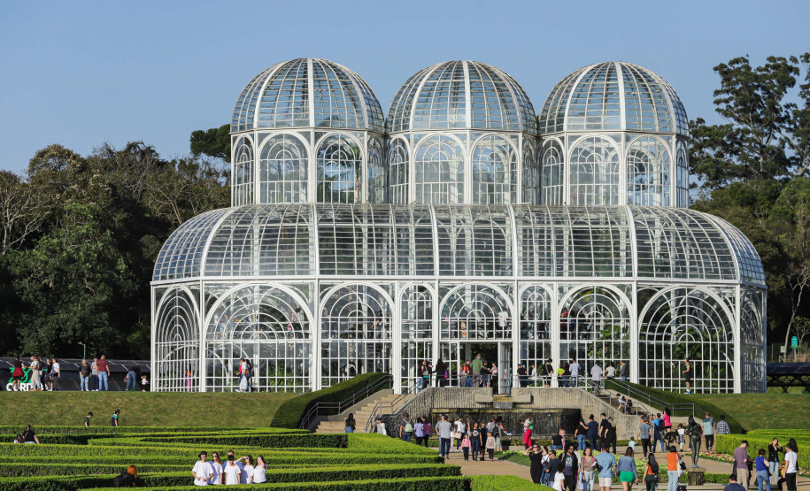 Turismo do Paraná tem o maior crescimento do Brasil em julho, mostra pesquisa do IBGE