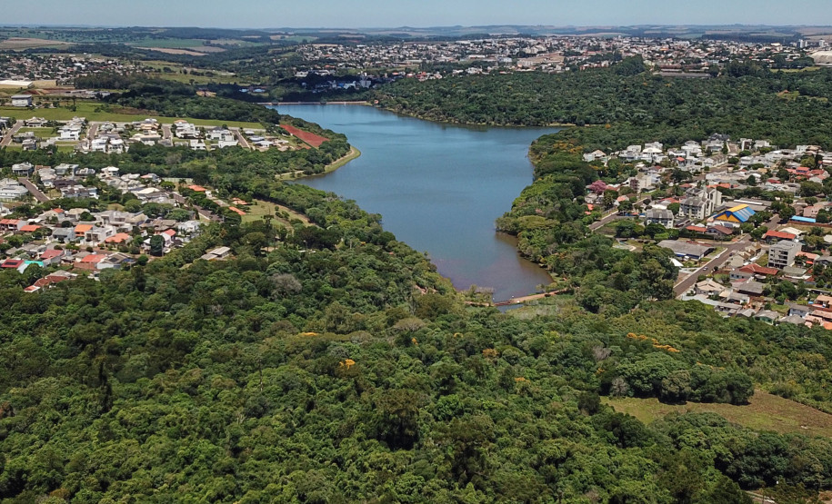 Estado promove encontro com vereadores para fortalecer o turismo nos municípios