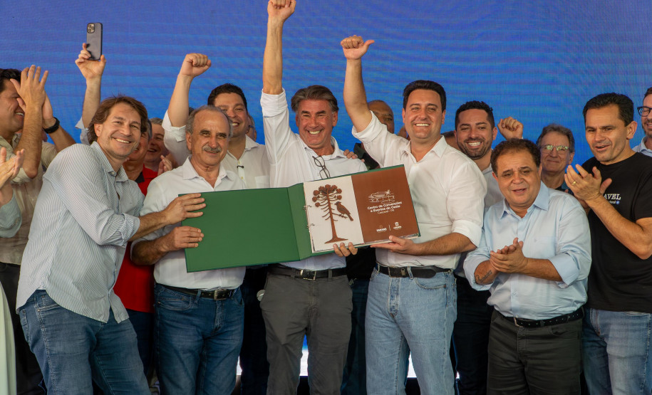 Estado vai investir R$ 200 milhões para construção do Centro de Convenções e Eventos do Oeste