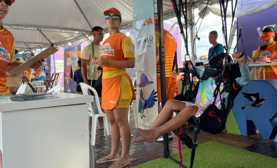 Posto de Atendimento de Caiobá amplia ações do Verão Maior e fortalece orientação turística