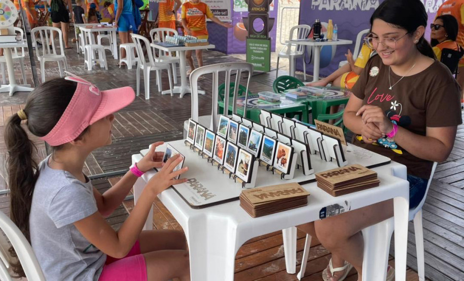 Posto de Atendimento de Caiobá amplia ações do Verão Maior e fortalece orientação turística