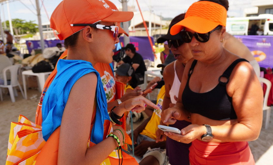 Acolhimento turístico do Estado registra 49 mil atendimentos no Verão Maior Paraná