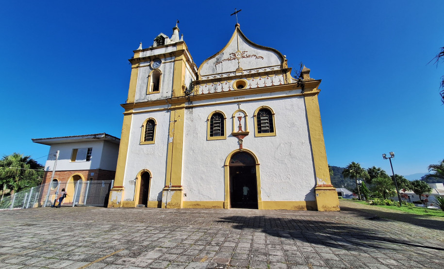 Festas, celebrações religiosas, cultura e esportes movimentam o turismo do Paraná em abril