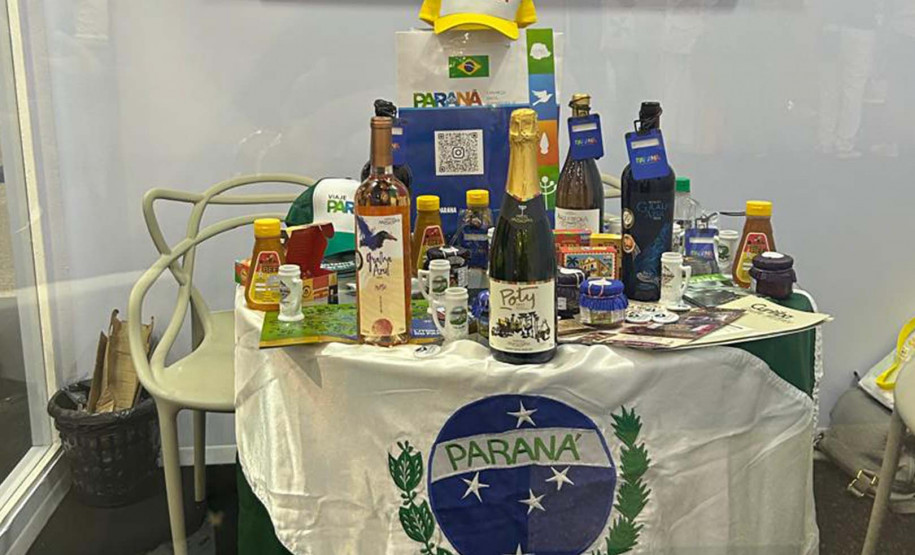 Paraná mostra diversidade e gastronomia típica no Salão Nacional do Turismo, no Ceará