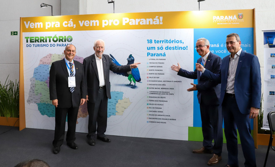 Na 30ª Expo Turismo Paraná, Darci Piana destaca importância do setor para o Estado