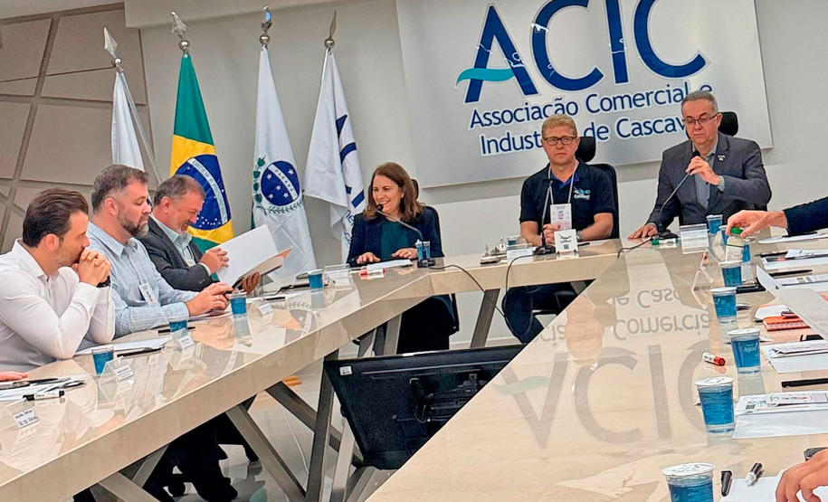 Paraná participa de encontro sul-brasileiro de boas práticas no turismo em Cascavel